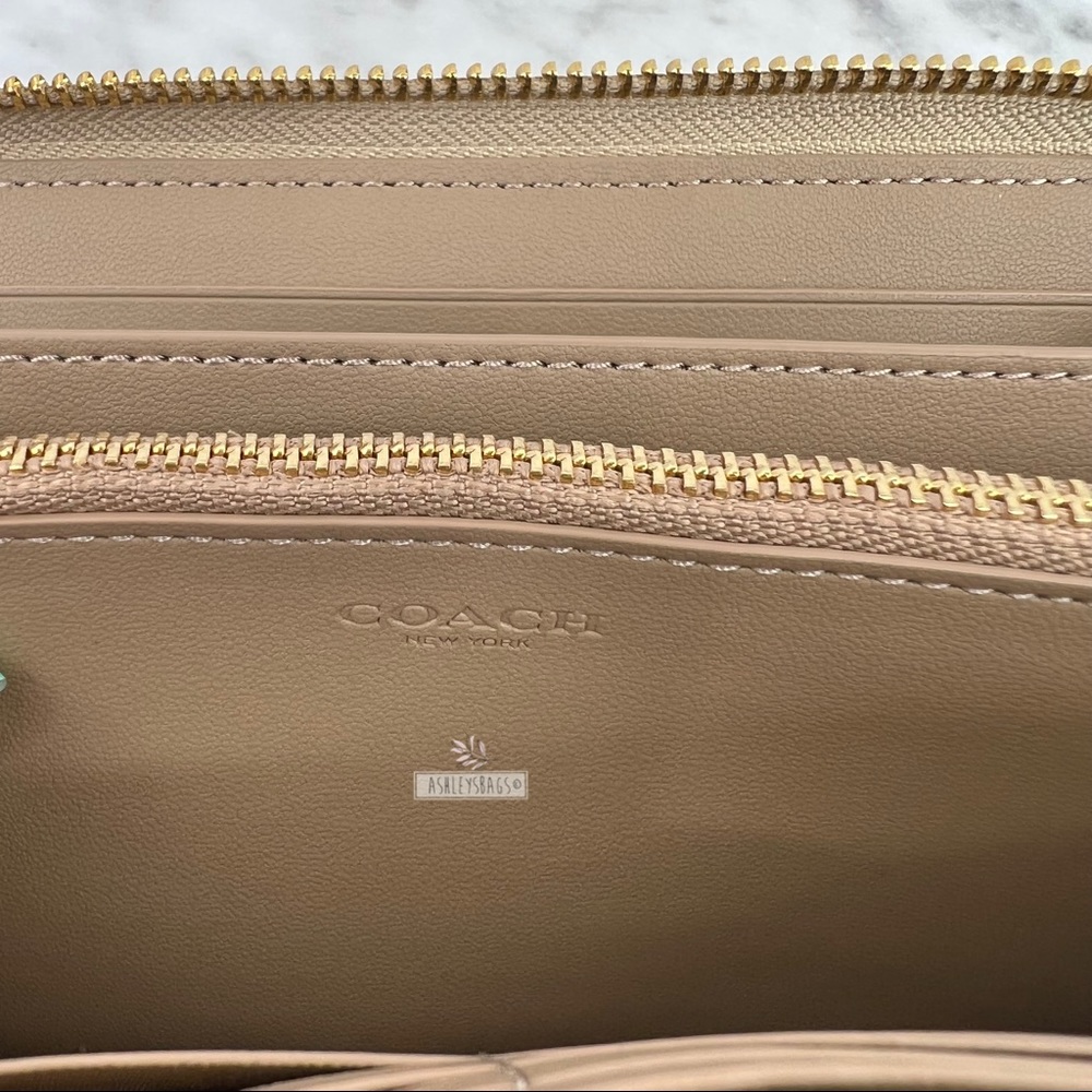 Coach Long Zip Around Wallet Wristlet In Signature Canvas With Strawberry Print - Picture 6 of 8